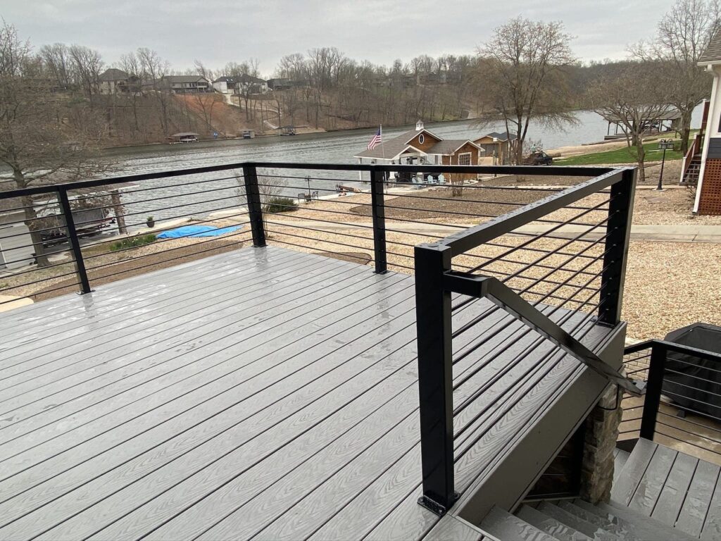 Composite decks - Bella Vista Contractors - Bella Vista AR - (479) 903-1630 Decks and fences